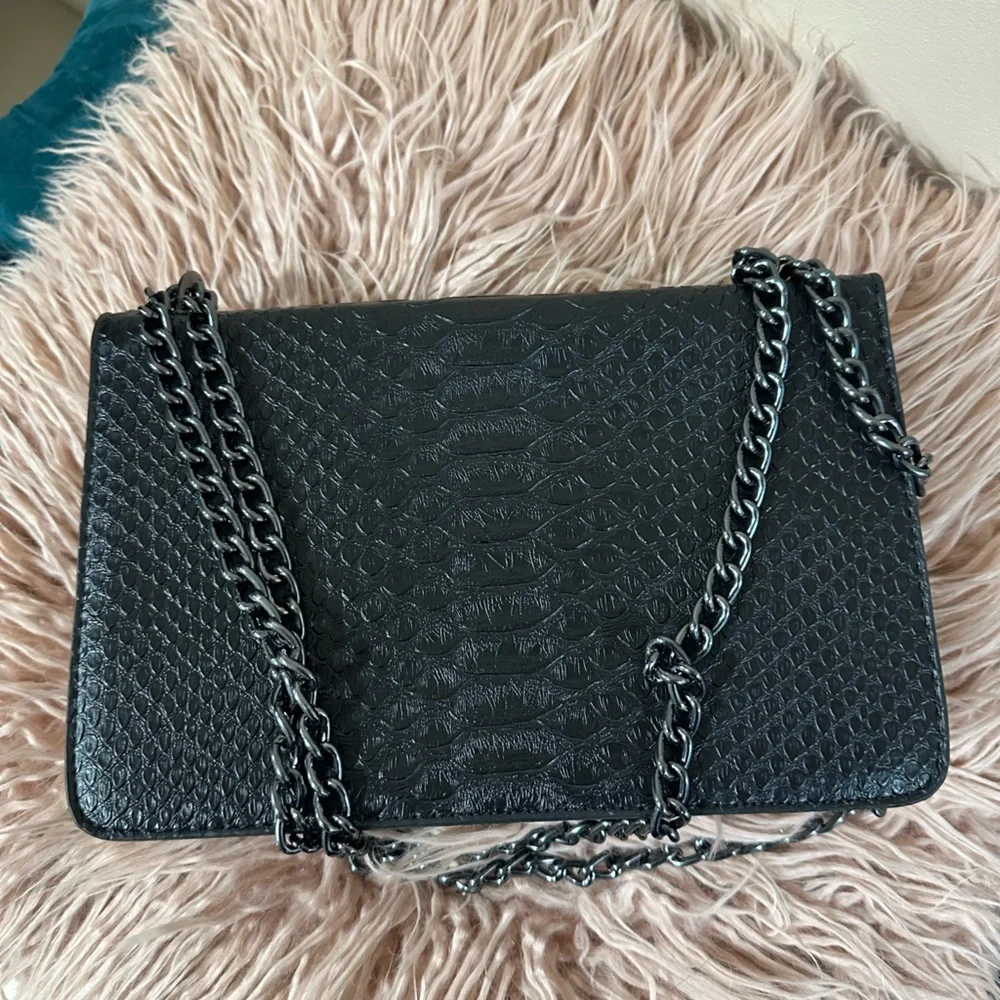 (Copy)GG - Picture 4 of 6